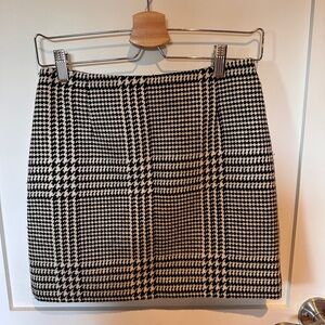 Houndstooth Mini Skirt